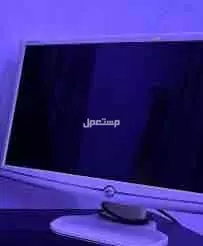 pc for sell with 3 monitors 2 controls mouse keyboard  في المنطقة الشرقية بسعر 3100 درهم إماراتي