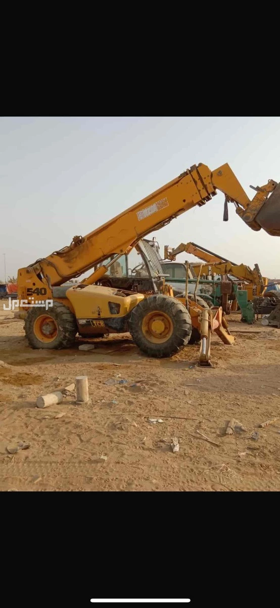 في جدة بسعر 70 ألف ريال سعودي رافعه تلسكوبيه