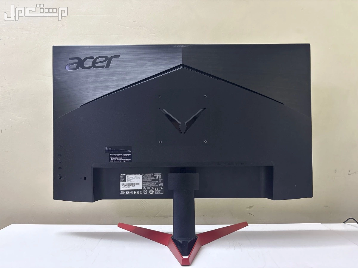 شاشة(ماركه ايسر و موديل Acer Acer Nitro VG270 M3)شاشه 27 بوصه . دقة الشاشه 1920x1080 ، Full HD ،وقت الاستجابه0.5 ملي ثانيه، معدل التحديث 180 هرتز، المدى الديناميكي العالي HDR10، تصوير خلفي مافي اي مشاكل