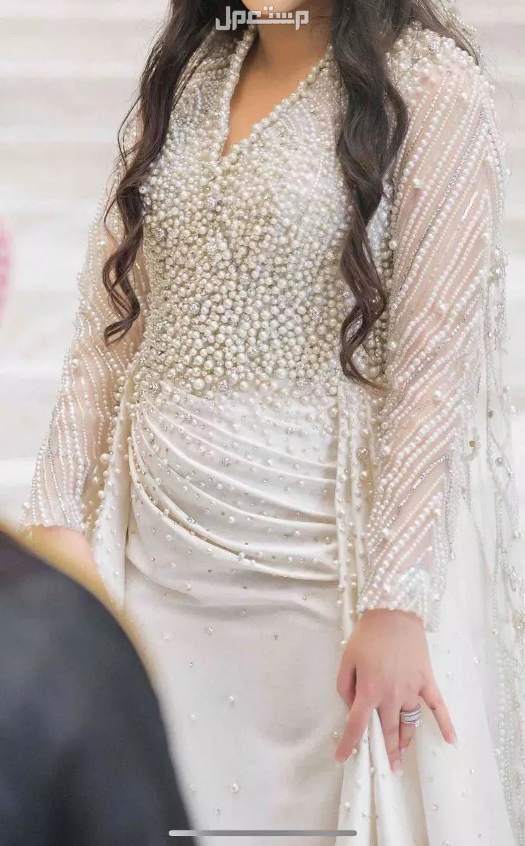 فستان زفاف فاخر من تصميم هاني البحيري