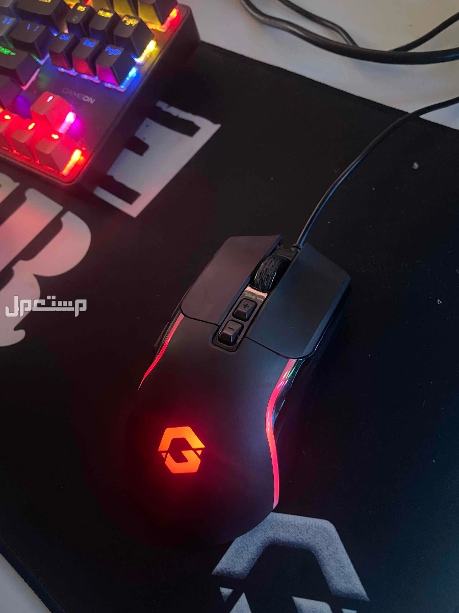 بي سي في حاله ممتازه في الرياض بسعر 3400 ريال سعودي ماوس في حاله ممتازه