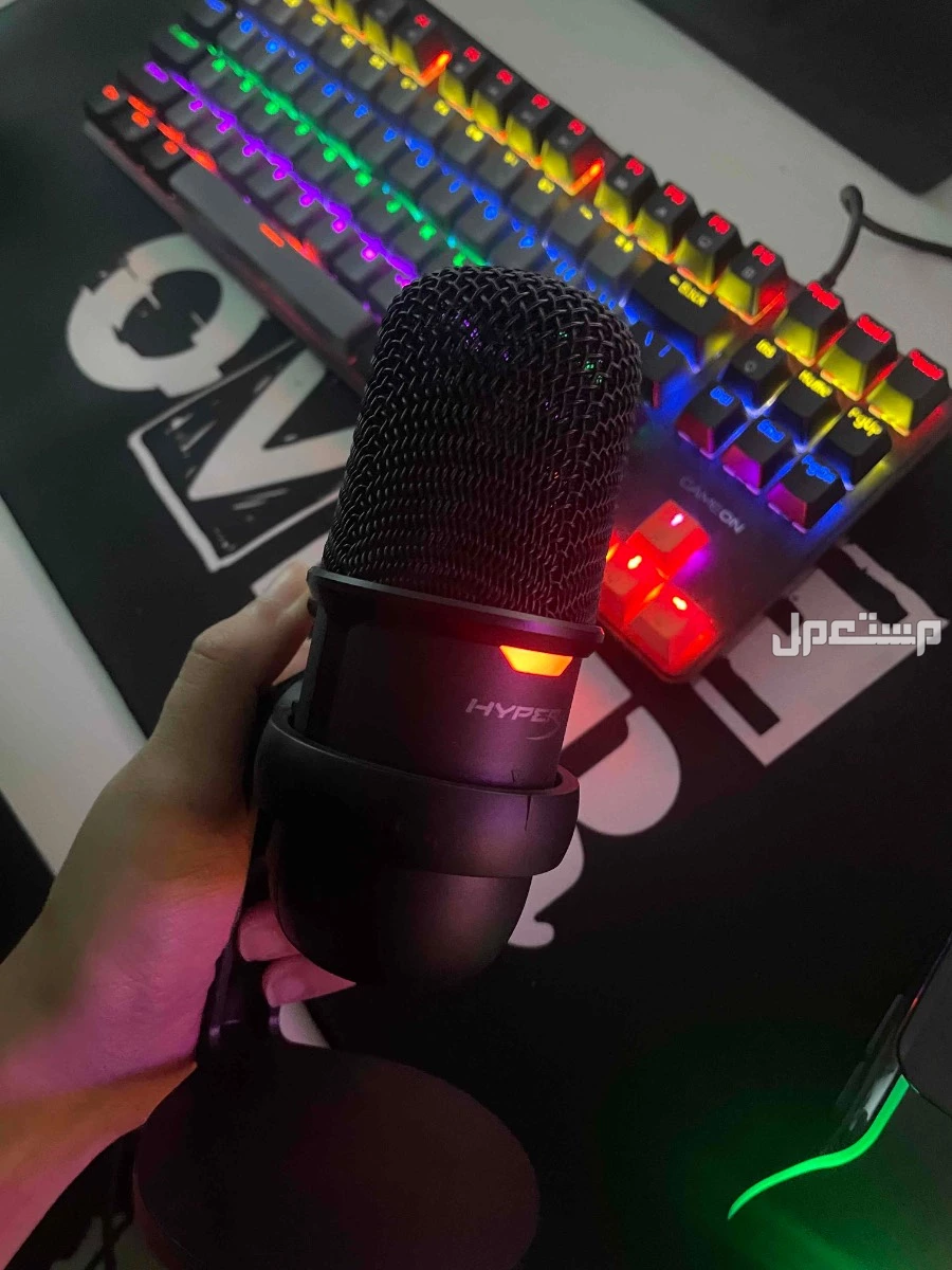 بي سي في حاله ممتازه في الرياض بسعر 3400 ريال سعودي مايك في حاله ممتازه