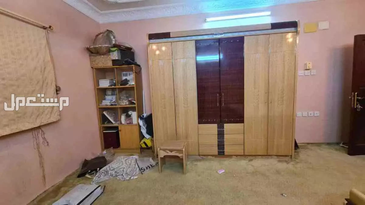 غرفة نوم نظيف مستعجل للبيع في مكة المكرمة بسعر 600 ريال سعودي