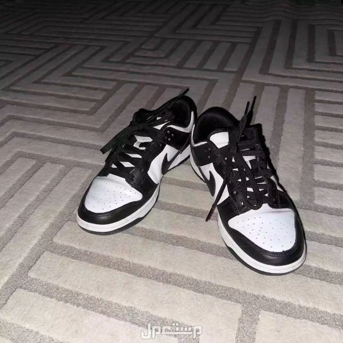 جزمة نايك أصلية Panda Dunk low مستخدمة في جدة