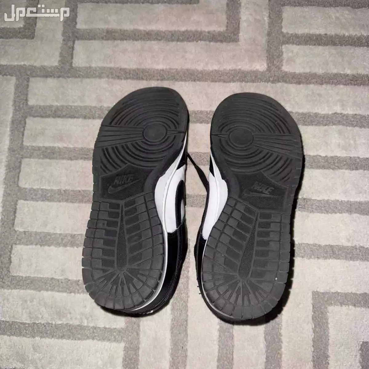 جزمة نايك أصلية Panda Dunk low مستخدمة في جدة