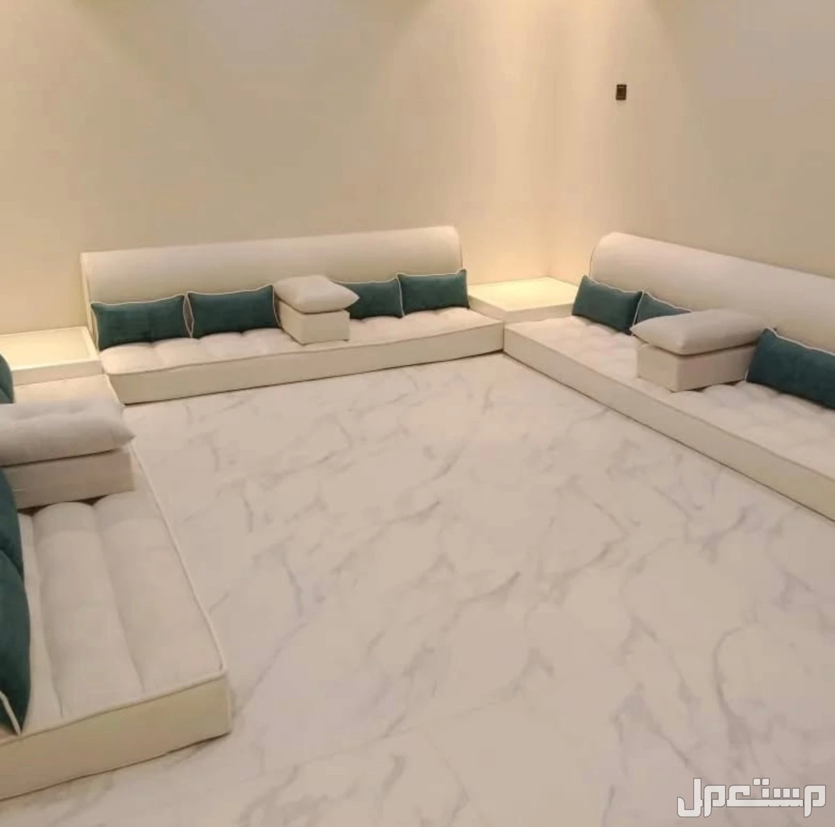 مفروشات الرياض تفصيل جميع انواع الكنب والجلسات الارضي والس