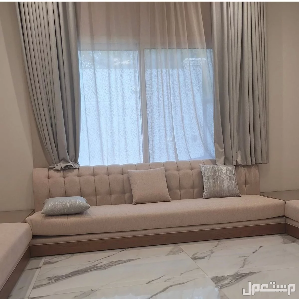 مفروشات الرياض تفصيل جميع انواع الكنب والجلسات الارضي والس