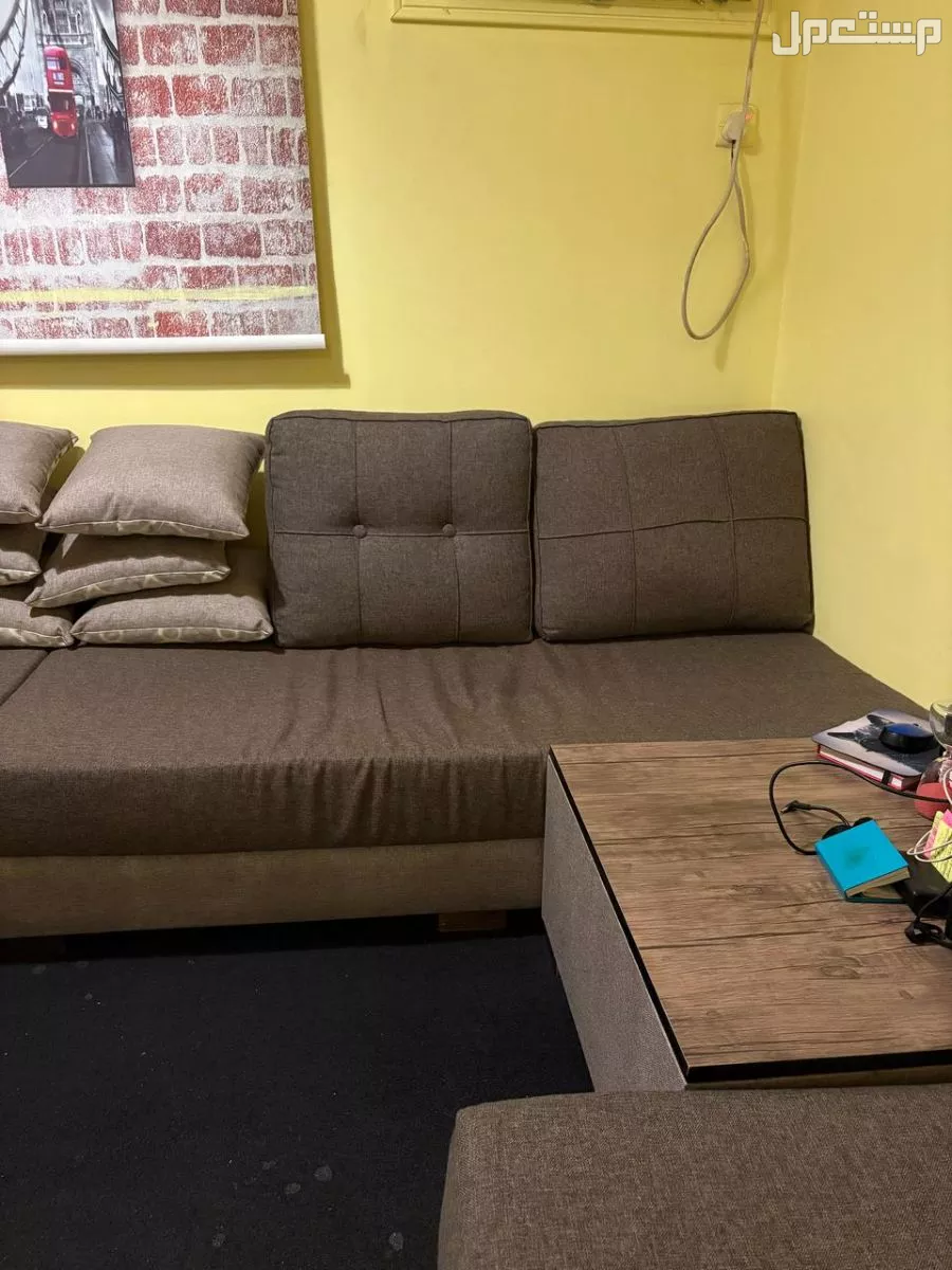 Sitting room sofa set for sale, مجلس للبيع