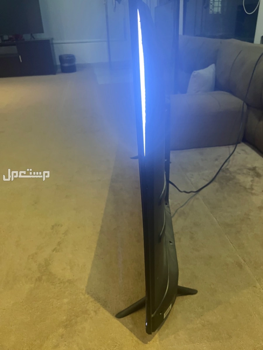 شاشة هام بنظام سمارت وسامسونج مكسورات