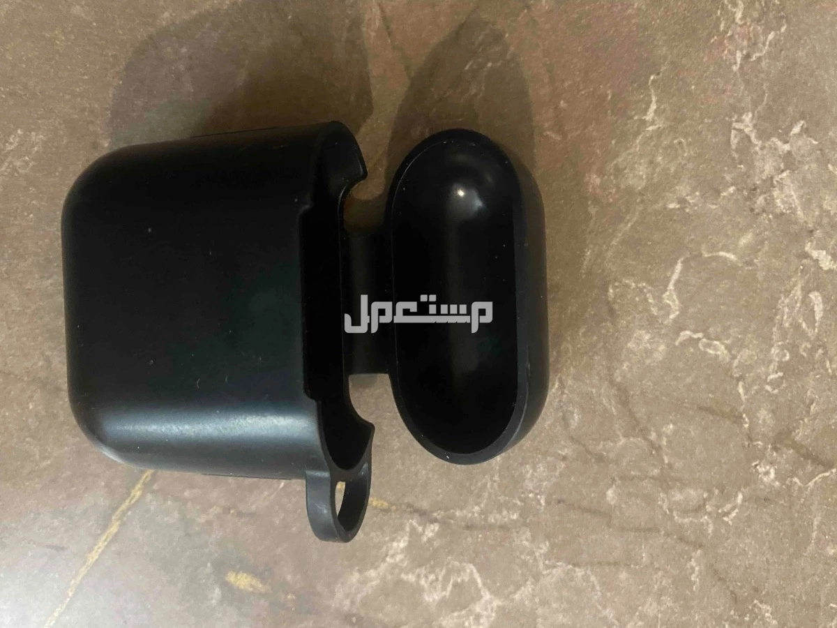 ايربودز الجيل الثاني مع جراب اسود