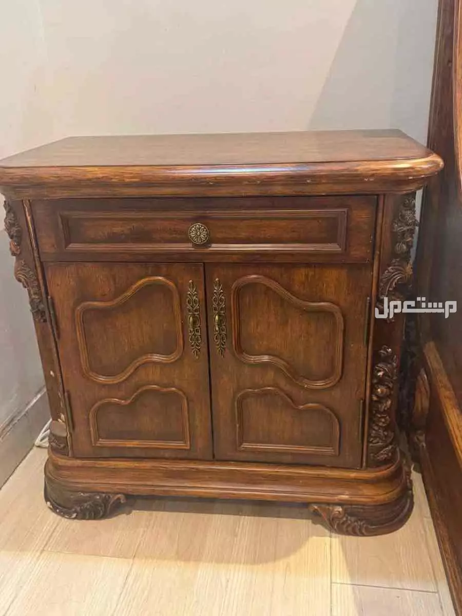 غرفنه نوم مستعمله من المطلق للمفروشات