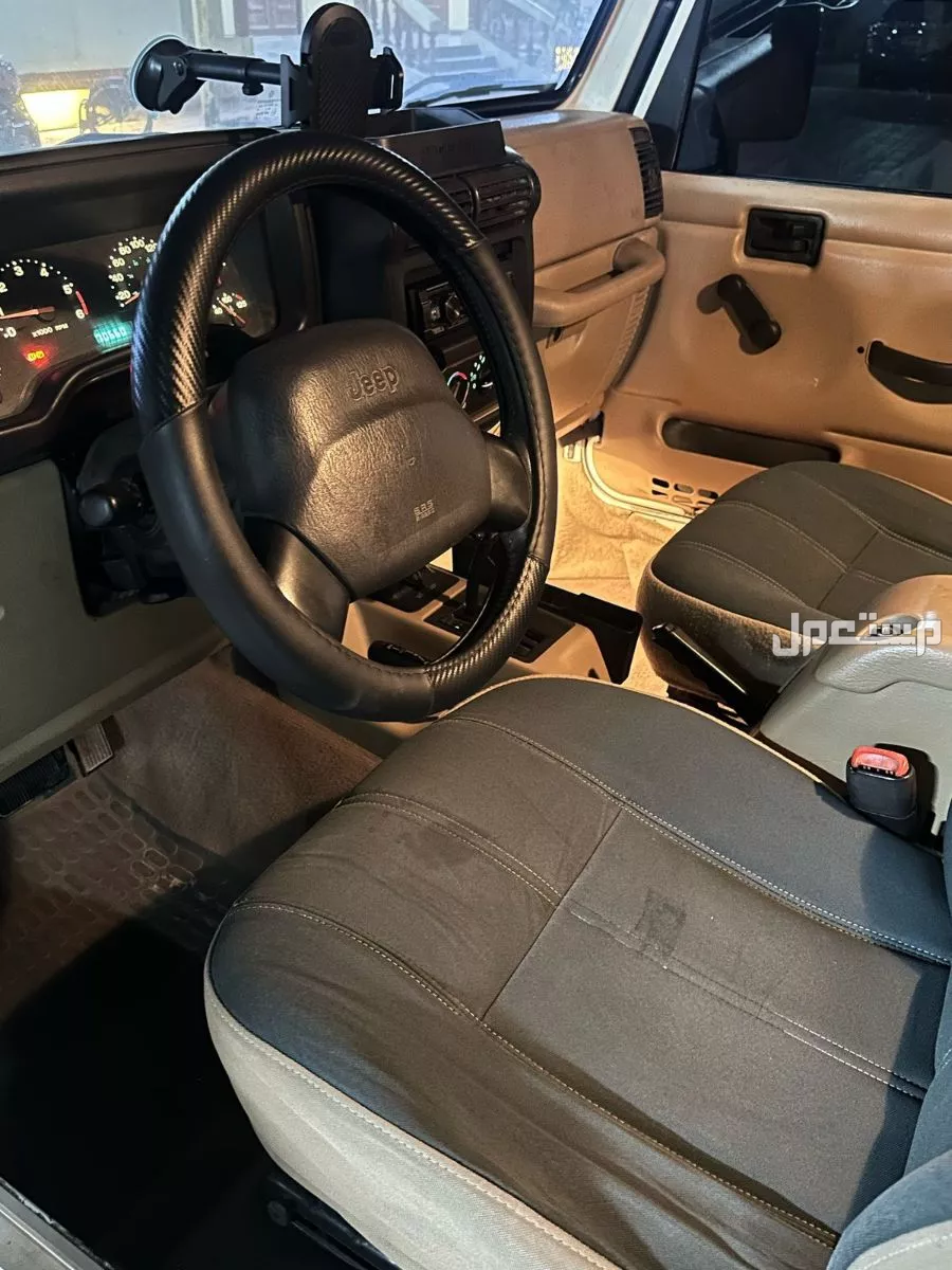 جيب 2001 في الشارقة بسعر 24500 درهم إماراتي