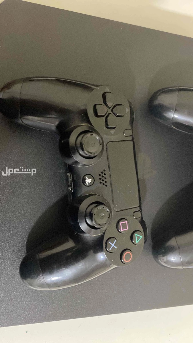 سوني 4 سليم مع يدين سعر خيالي في جدة بسعر 600 ريال سعودي