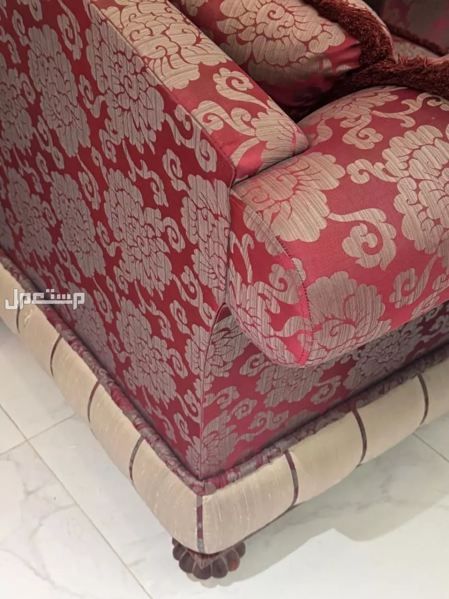 طقم كنب العبداللطيف بسعر 2400 الشرقيه الجبيل