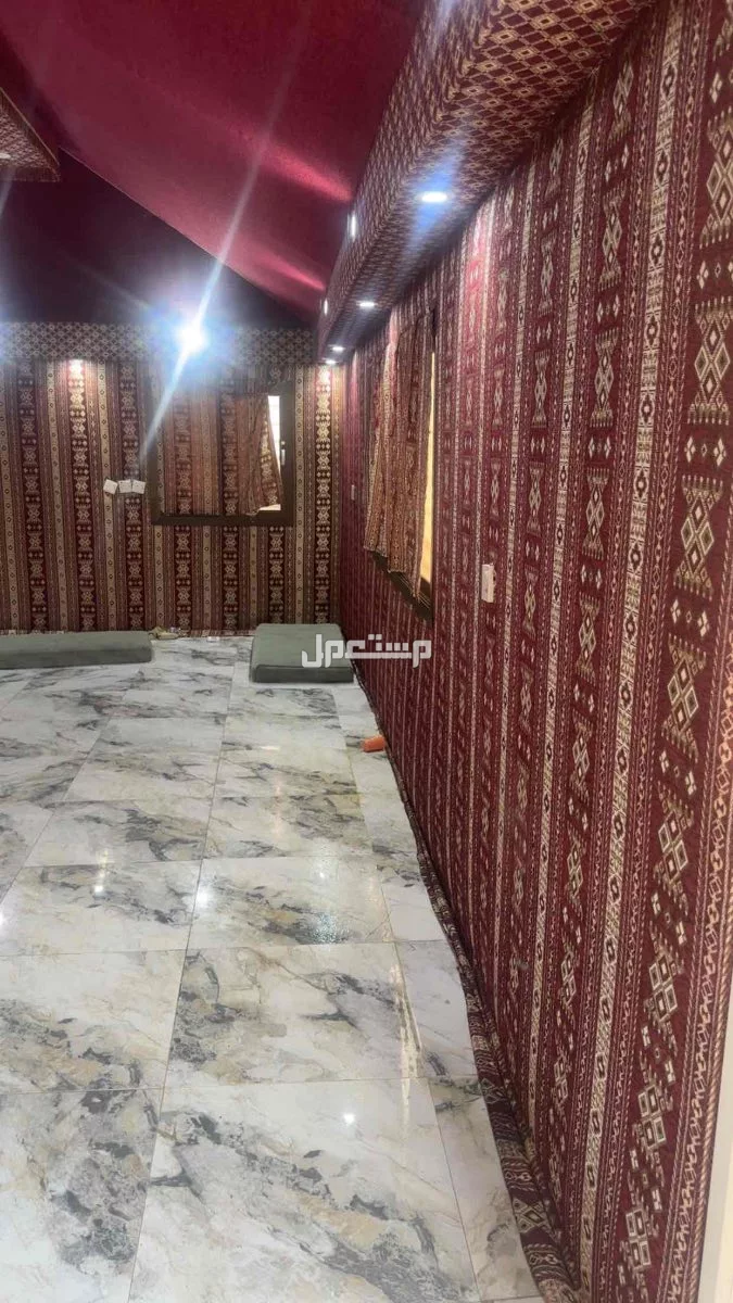 الرياض حي غرناطه مخرج 8   في الرياض بسعر 5 آلاف ريال سعودي