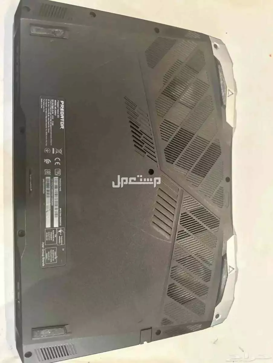لابتوب قيمنق بريداتور هيليوس 300 في جدة بسعر 5 آلاف ريال سعودي قابل لتفاوض