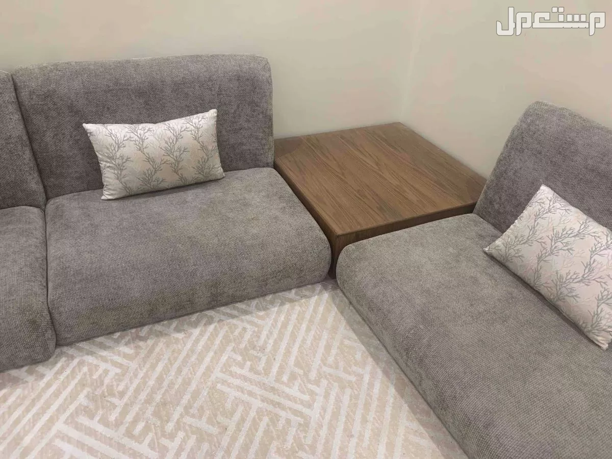 كنب  للبيع بجدة بسعر 2750﷼ في جدة بسعر 2750 ريال سعودي