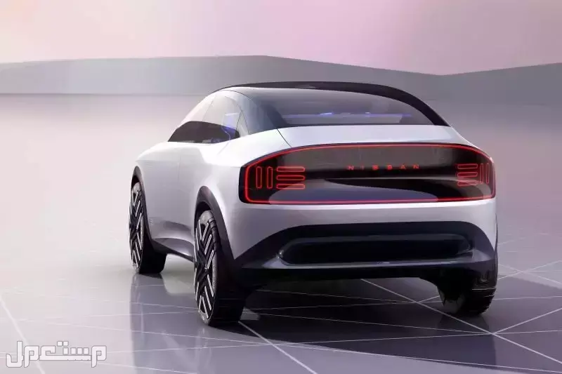 مواصفات وسعر نيسان ليف 2026 في السعودية (صور) نيسان ليف 2026 من الخلف