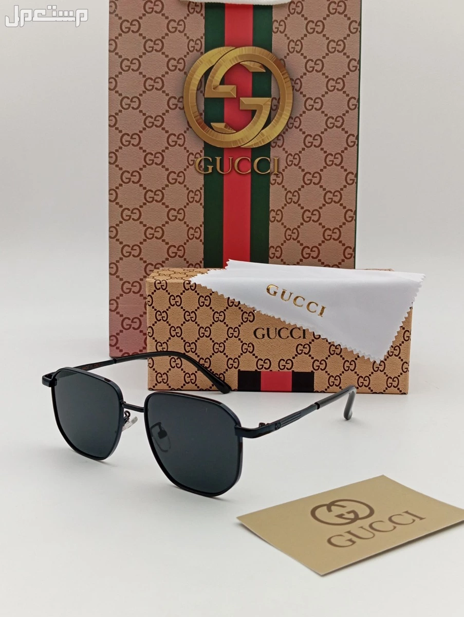 نظارات شمسية من ماركه قوتشي  مع جميع الملحقات السعر 110 ريال