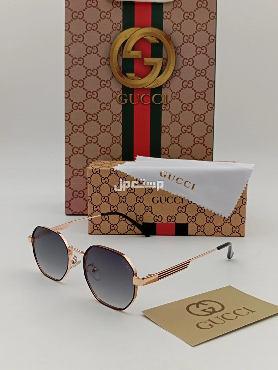 نظارات شمسية من ماركه قوتشي  مع جميع الملحقات السعر 110 ريال