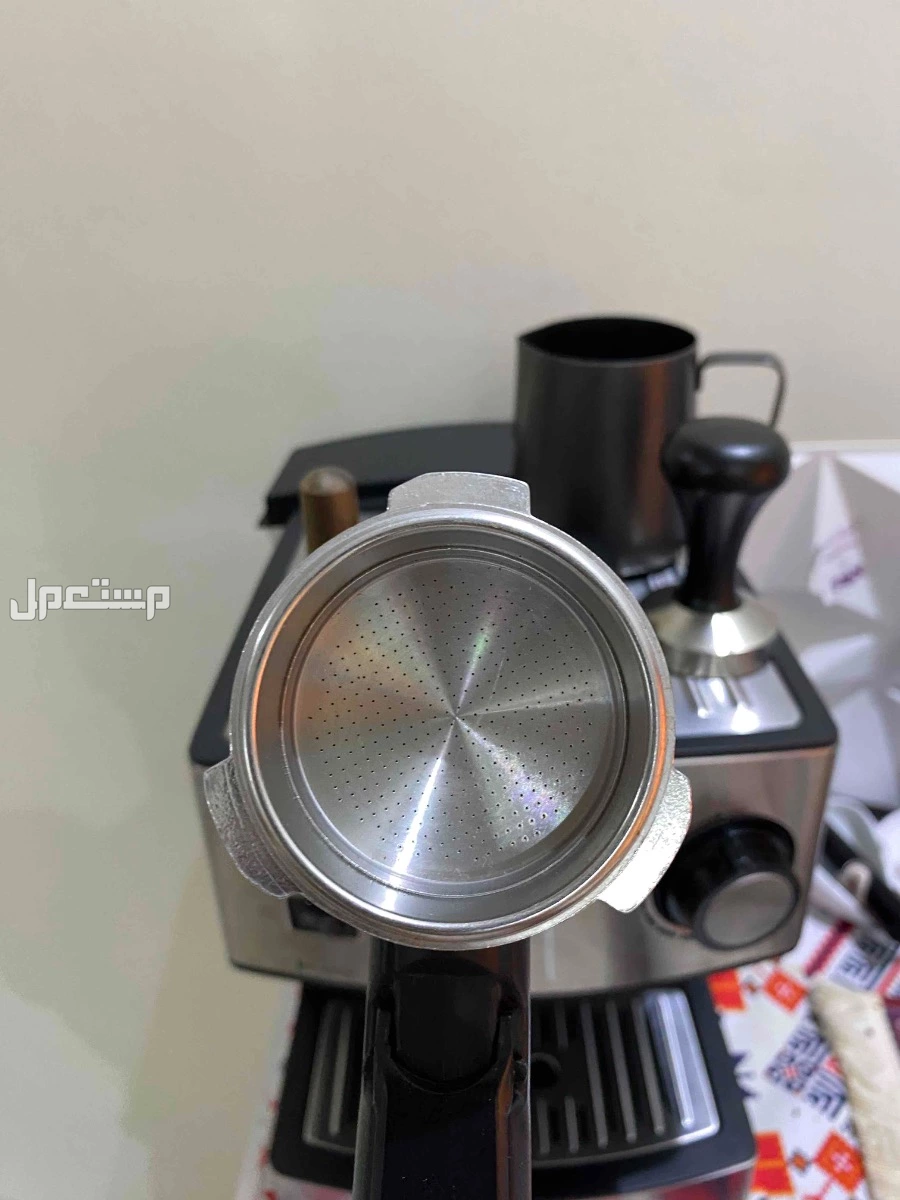 ‏آلة إسبريسو 700ريال بكل الأدوات في المزاحمية بسعر 700 ريال سعودي