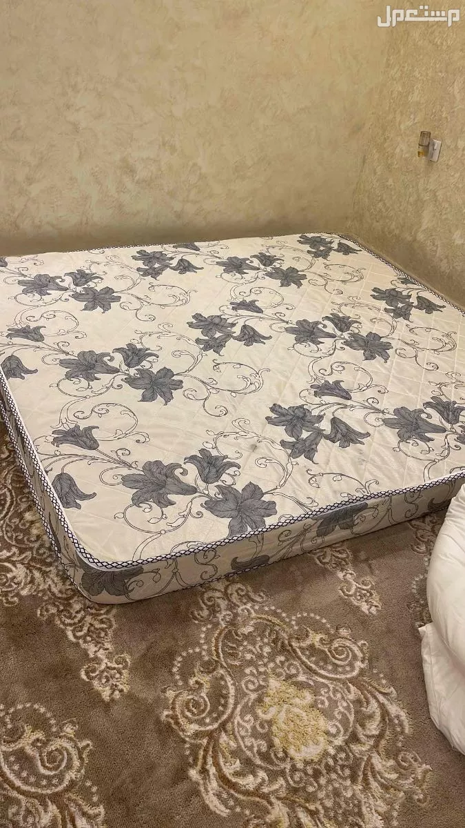 مرتبة سرير بحالة ممتازة مجاناً للمحتاج