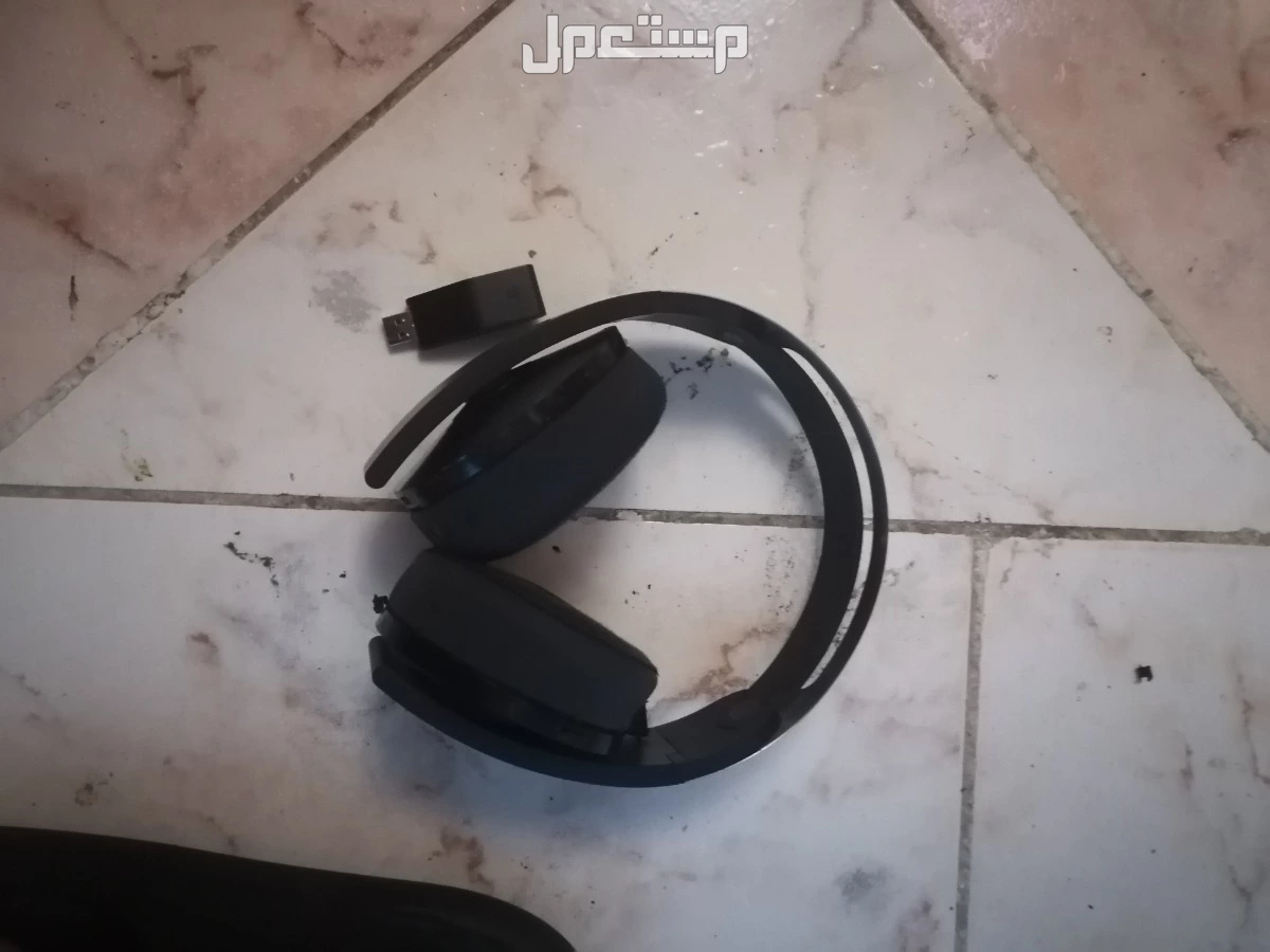 سماعه بلايستيشن للبيع مستعمل في جدة بي300 ريال