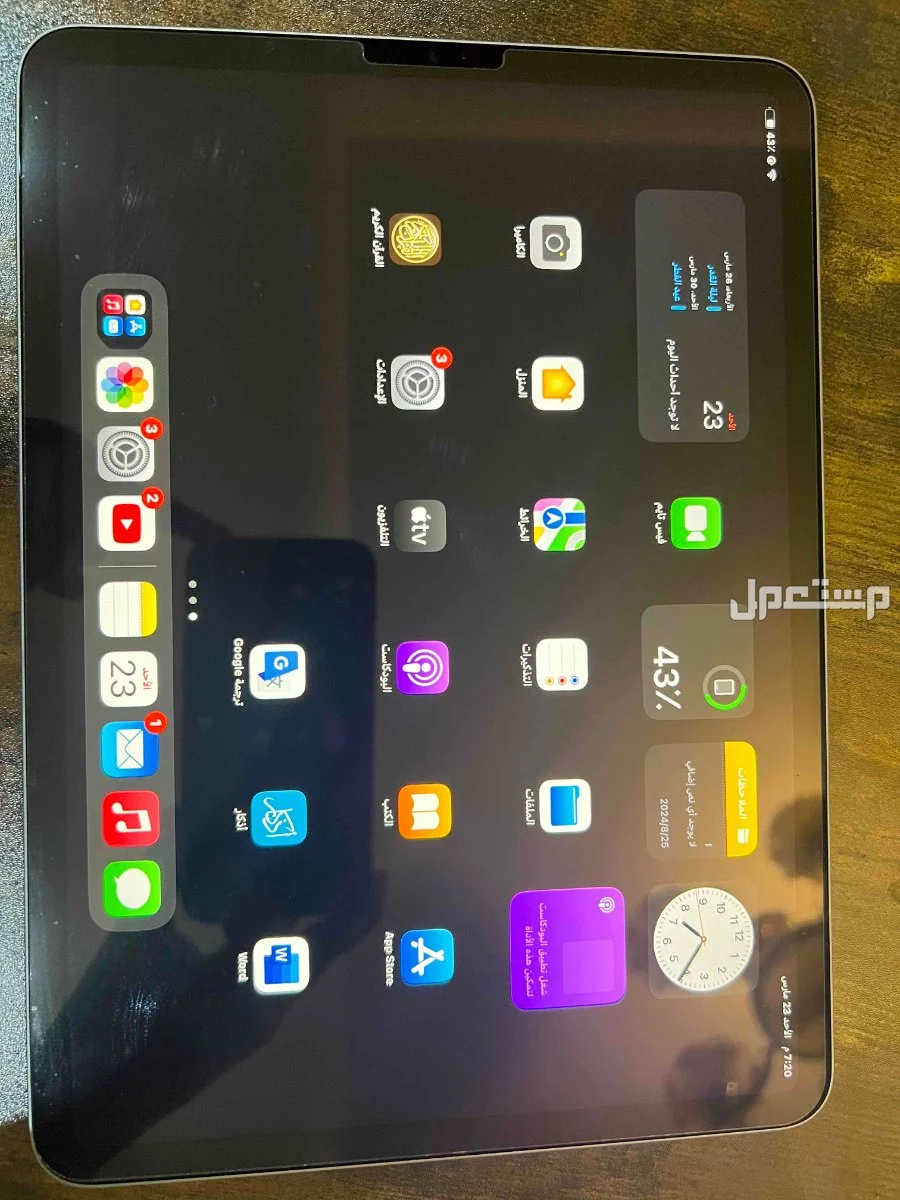 ايباد 11 برو للبيع استخدام بسيط جدا
