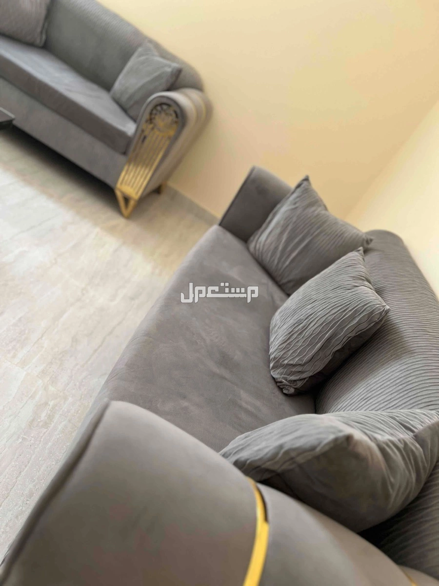 كنب مجلس مستعمل للبيع في عرعر 700﷼