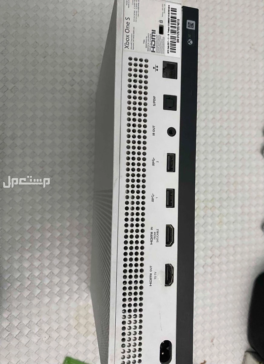 اكس بوكس ون اس للبيع ماركة مايكروسوفت في الرياض بسعر 250 ريال سعودي
