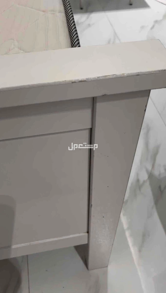 سرير ايكيا لون ابيض استعمال نظيف - شمال جدة