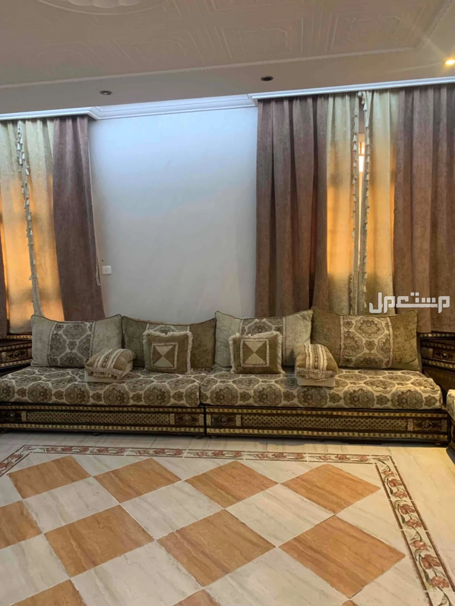 للبيع كنب ودواليب واجهزة في جدة بسعر 450 ريال سعودي