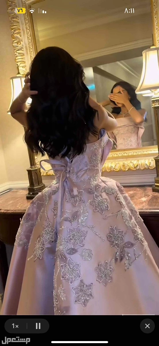 فستان مستعمل اربع ساعات فقط نظيف لا يوجد عيوب للبيع في الطائف
