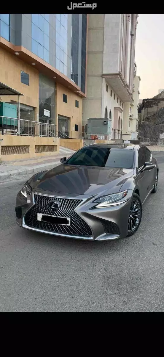 لكزس LS 2018 في مكة المكرمة بسعر 220 ريال سعودي