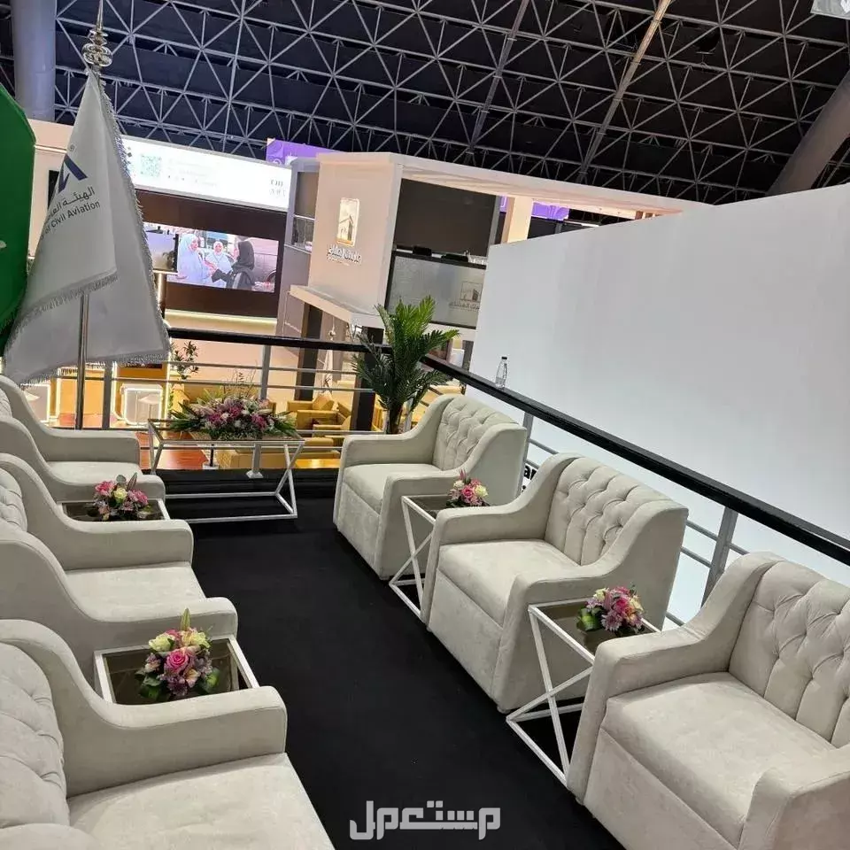 تأجير بكجات مداخل كوشه تخرج افراح ميلاد زفاف مداخل استقبال عروسه طاولات طعام تجهيز مناسبات خاص عامه كنب مكيافات خيام قهوجين جلسات سماعات #صبابين#صبابات#قهوجي الرياض