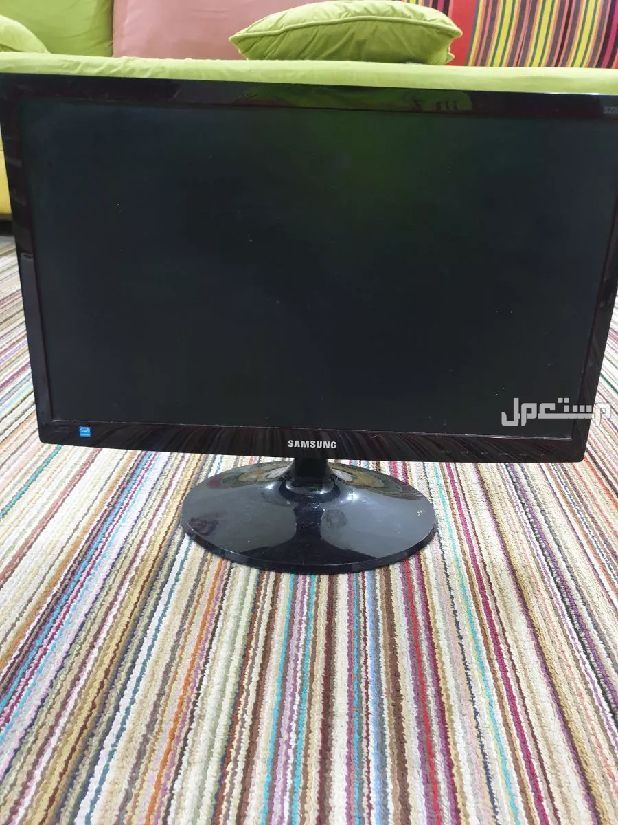 شاشة سامسونج +شاشة ديل +كيس كمبيوتر فاضي