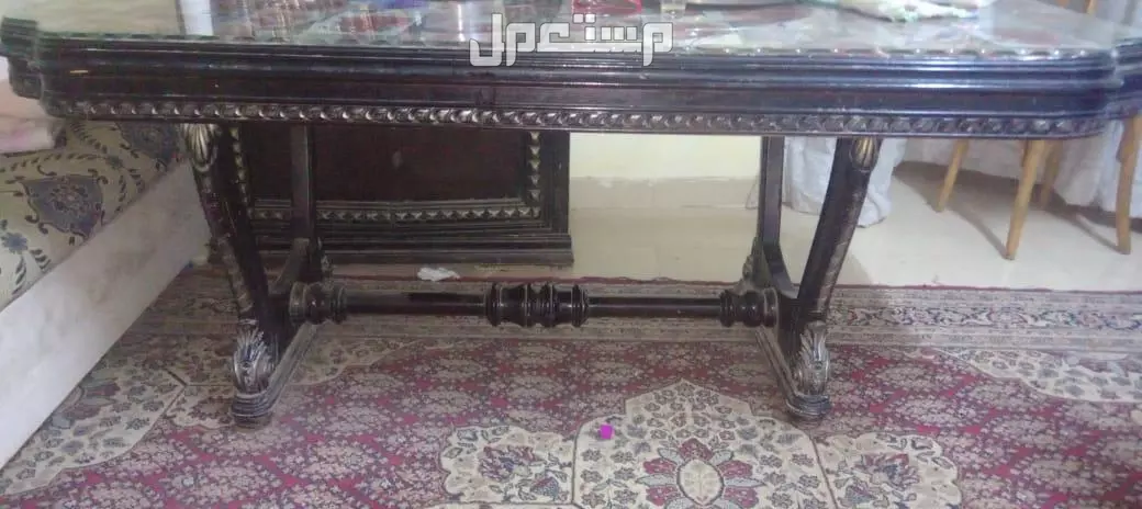 للبيع – سفرة ونيش خشب زان بحالة ممتازة – 6 أكتوبر  سفرة خشب زان كبيرة + 6 كراسي – خشب تقيل وفخم   نيش خشب زان 4 درف – فخم وتقيل – زجاج سليم والمفصلات شغالة تمام – بدون خدوش  المكان 6 أكتوبر