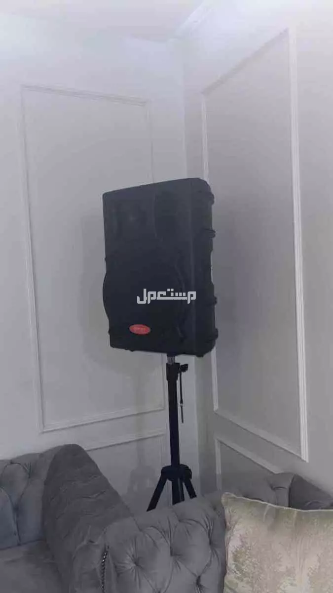 سماعات للاجار  يومي ب 200 ريال