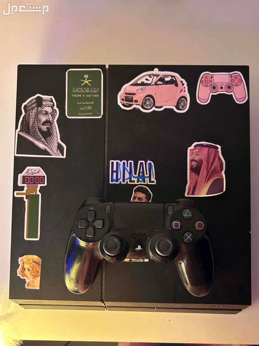 سوني 4 + اليد.                                                                                                                                                                               .