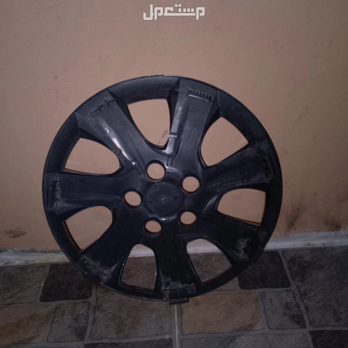 طاسه كامري من 2010 الى 2011 في تبوك بسعر 45رياا