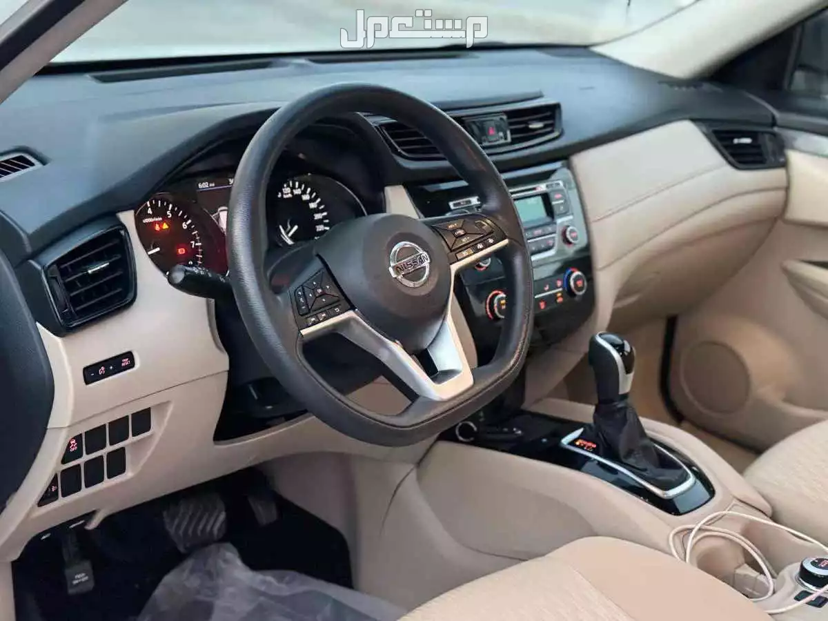 سيارة للبيع نيسان اكس تريل 2021 دبل 7 مقاعد 2021 Nissan X-Trail 4WD 7 Se
