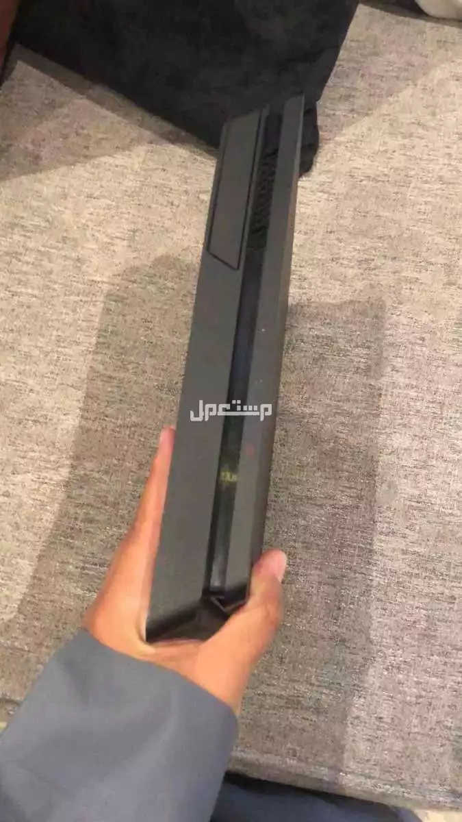 سوني 4 للبيع مستعمل في فرسان بسعر 850 في فرسان بسعر 800 ريال سعودي