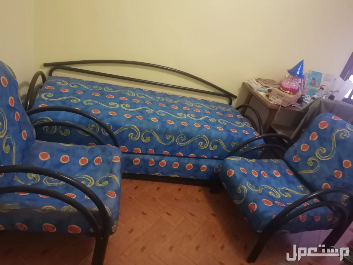 انتريه تاكي يفرد كسرير في قسم الجيزة بسعر 6 آلاف جنيه مصري