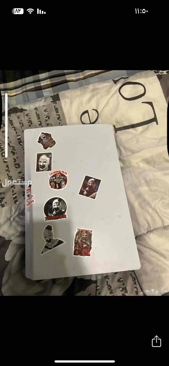 سوني 5 مستعمل مشكلته انه مغبر شوي ولا هو ممتاز مافيه اي عيب