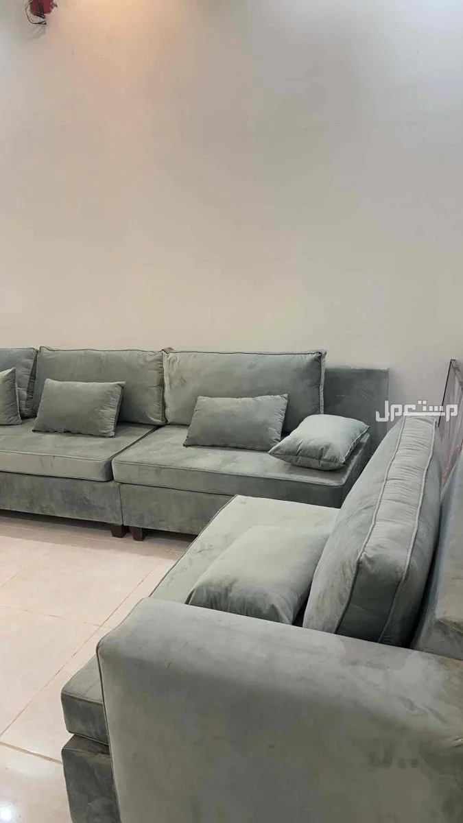طقم كنب للبيع  في الدرعية بسعر 300 ريال
