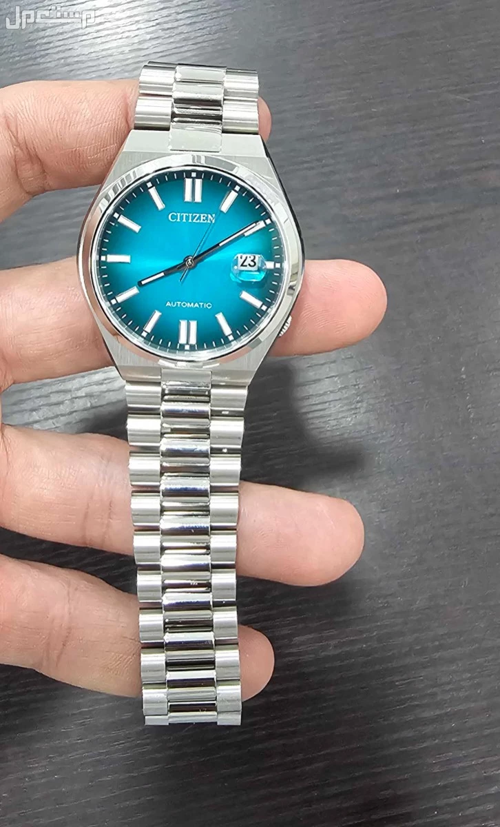 للبيع فى الرياض حي الدار البيضاء ساعه سيتزين ياباني اتوماتيك لون مميز