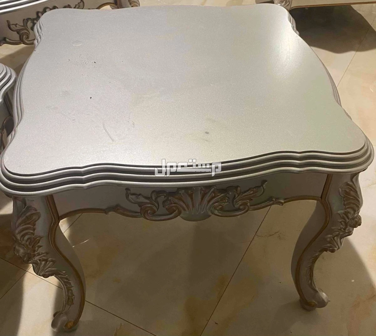 للبيع طاولات مجلس خشب لو رمادي في الرياض بسعر 500 ريال سعودي