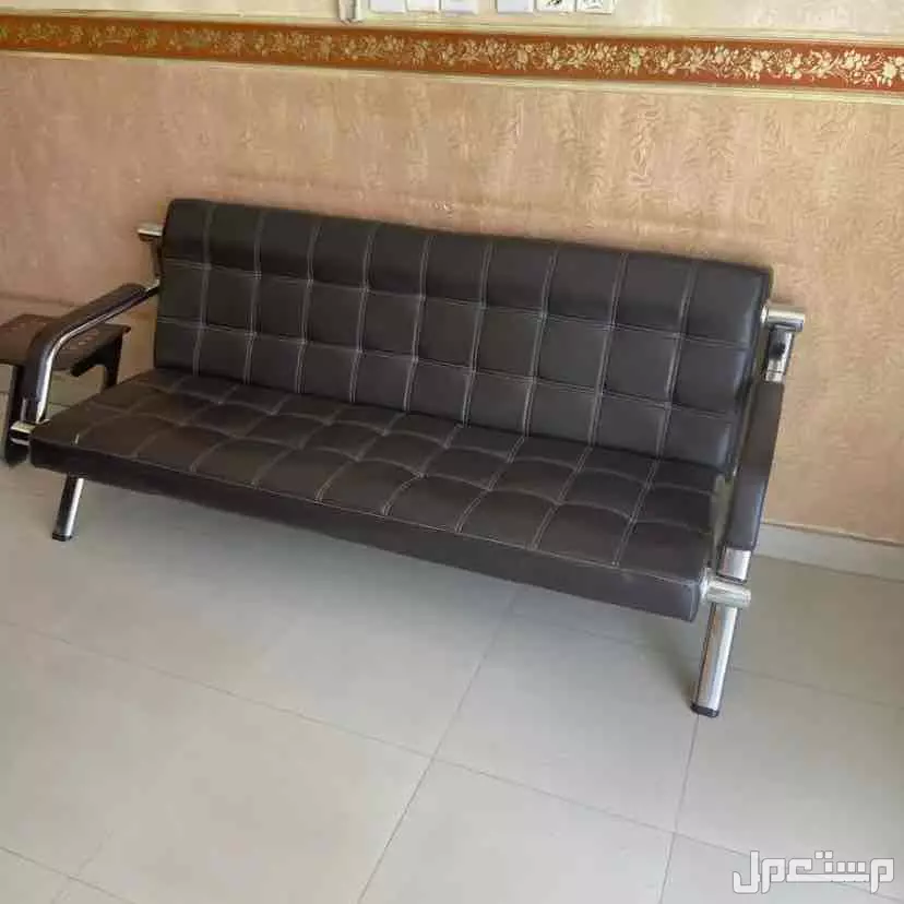 للبيع اثاث مكتبي بالرياض السلي