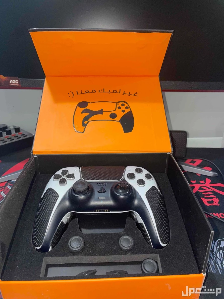 يد سوني5 للبيع بتل بيفر 800 ريال
