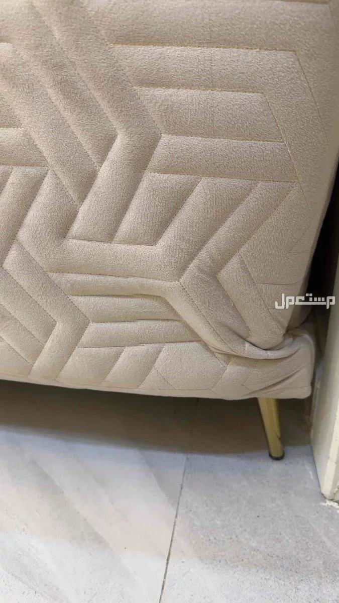 الرياض العزيزية بسعر ألف ريال سعودي هنا العيب